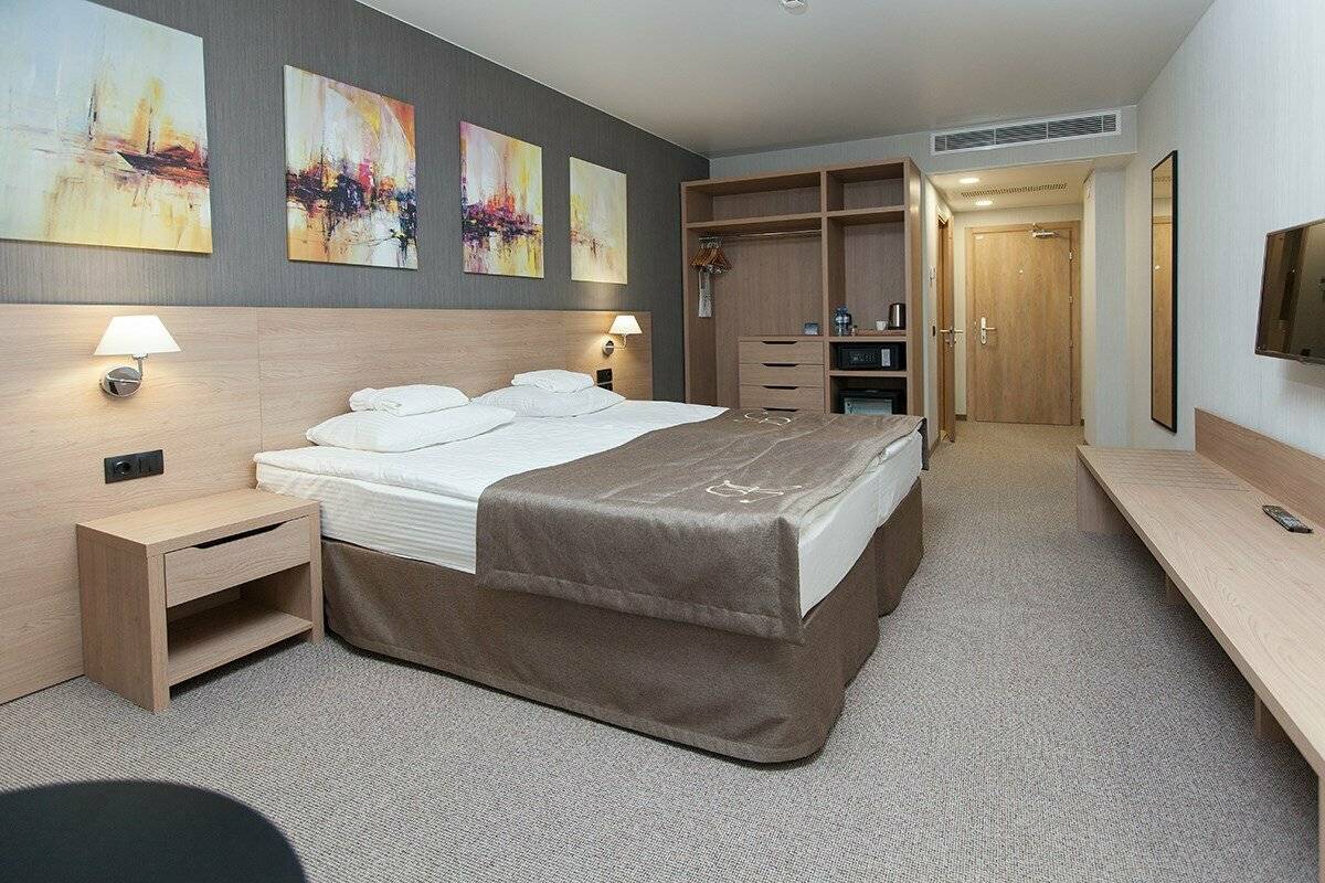 Большой двухместный номер с 1 кроватью